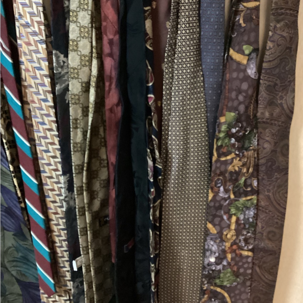 Elegant Multicolor Men's Ties Collection all 17 ties for $25 - Picture 4 of 4